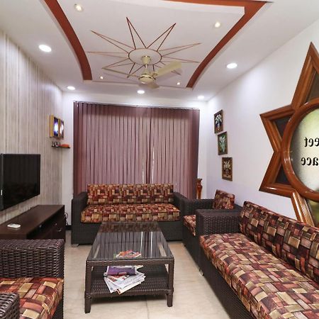 Oyo 2705 Hotel Preet Palace New Delhi Luaran gambar