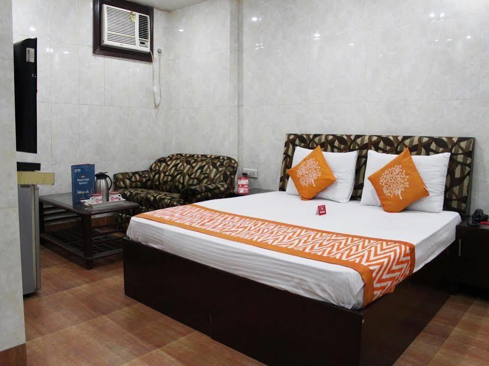Oyo 2705 Hotel Preet Palace New Delhi Luaran gambar