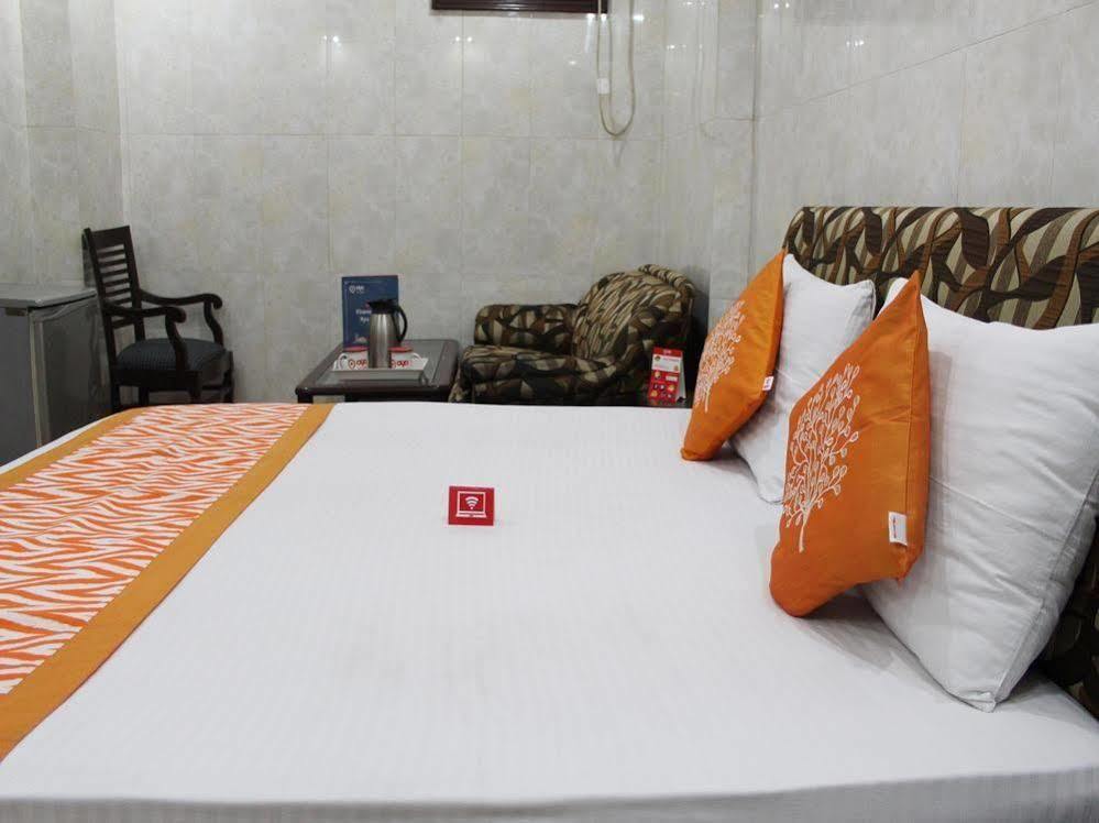 Oyo 2705 Hotel Preet Palace New Delhi Luaran gambar
