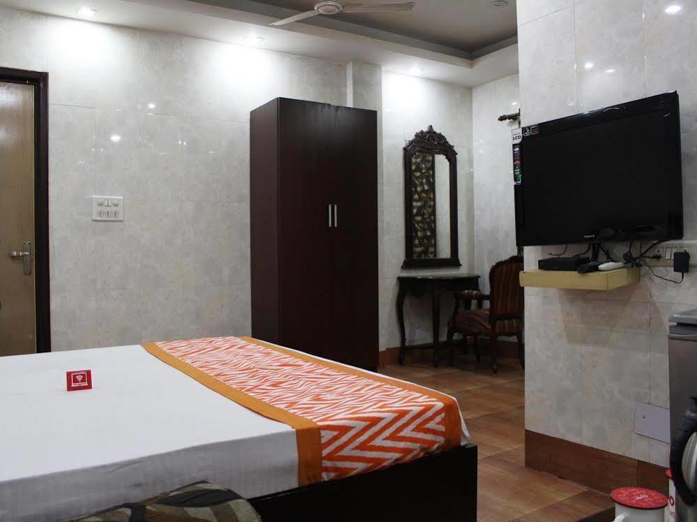 Oyo 2705 Hotel Preet Palace New Delhi Luaran gambar