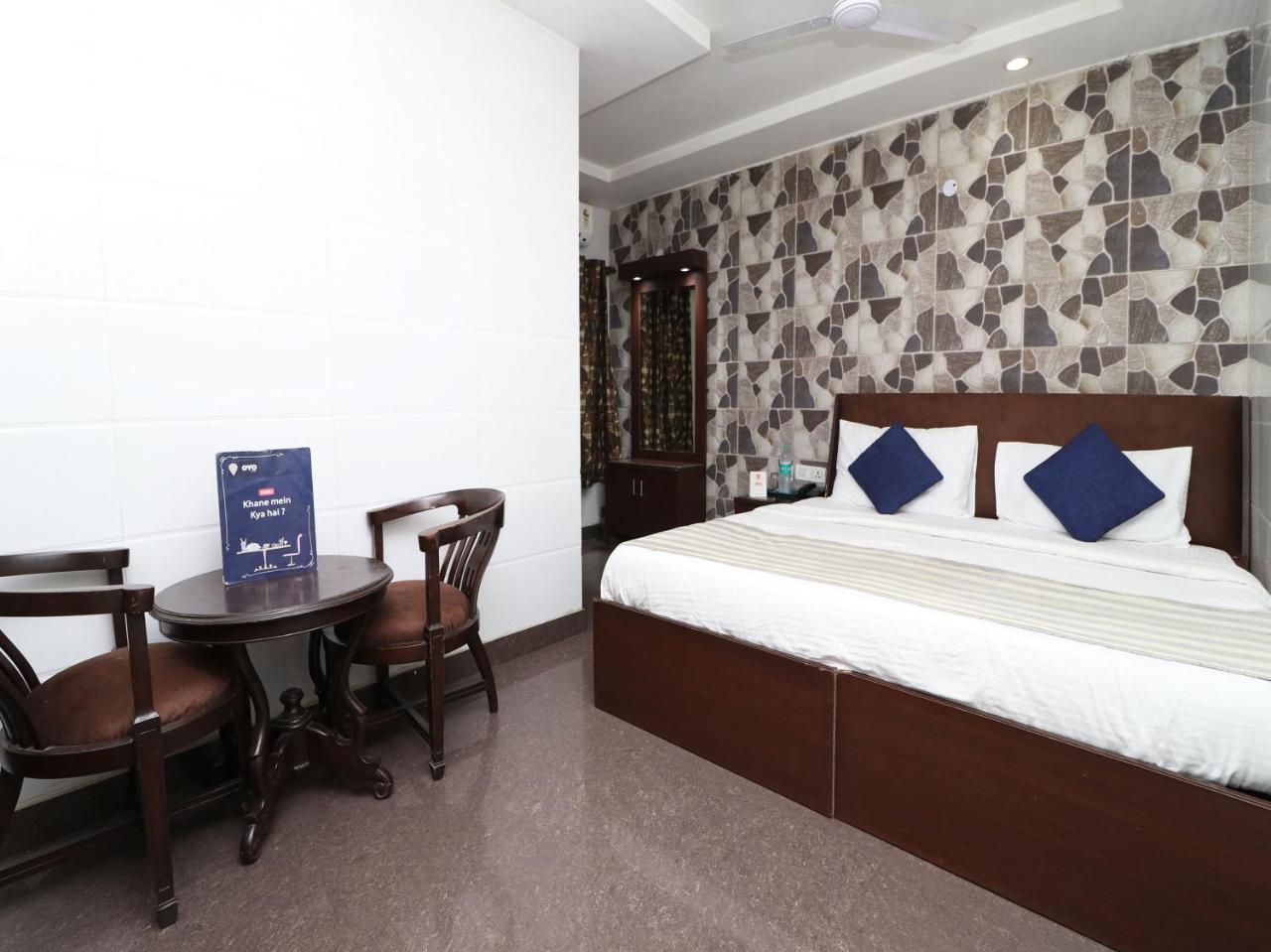 Oyo 2705 Hotel Preet Palace New Delhi Luaran gambar